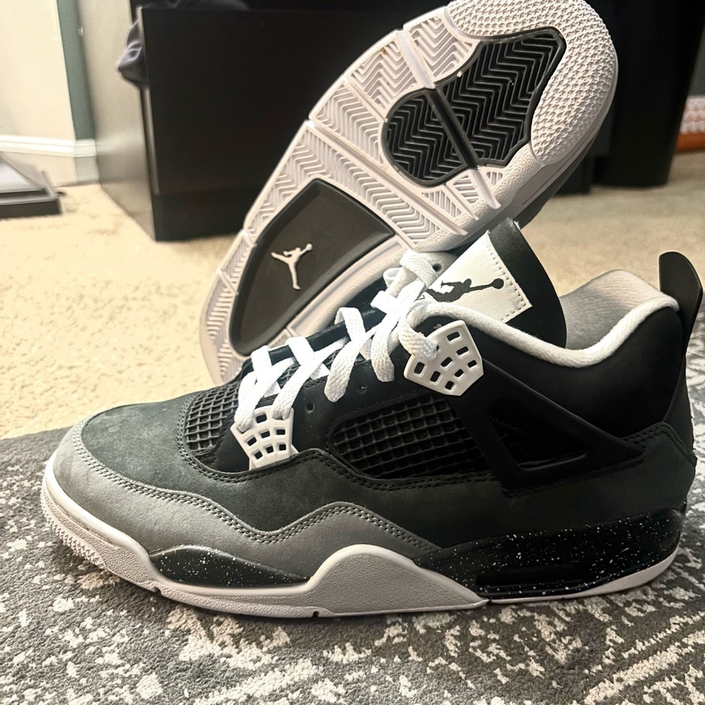 Air Jordan IV “FEAR” Retro